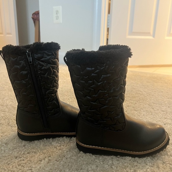 ✨ H&M Kids Tan Suede Ankle Boots – Size 10.5 | New Without Tags ✨ - Picture 5 of 14